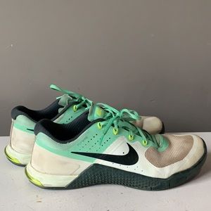 Nike Flywire